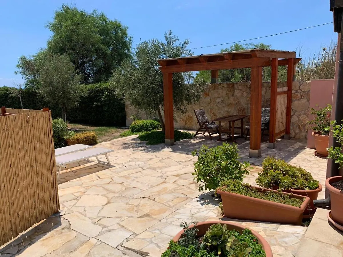 Elmani Villa Pozzallo Holiday home