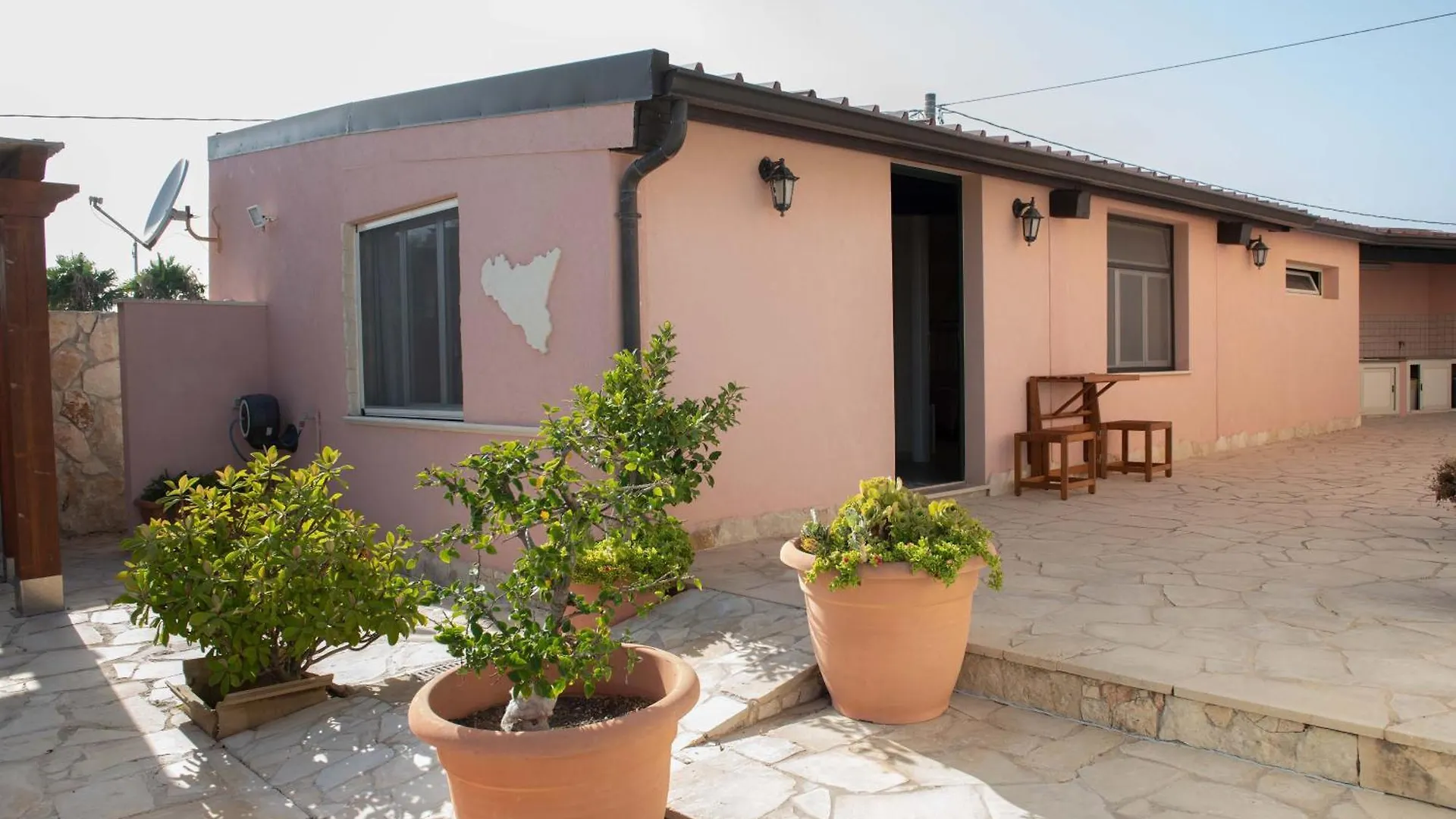 Holiday home Elmani Villa Pozzallo Italy